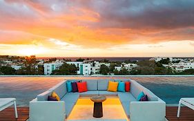 Aloft Playa del Carmen